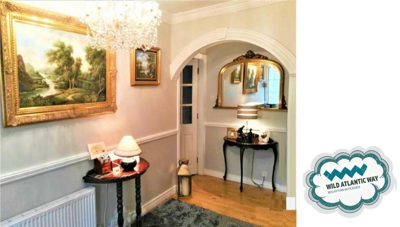 Leabrook House Bed & Breakfast คาสเซิลเมน ภายนอก รูปภาพ