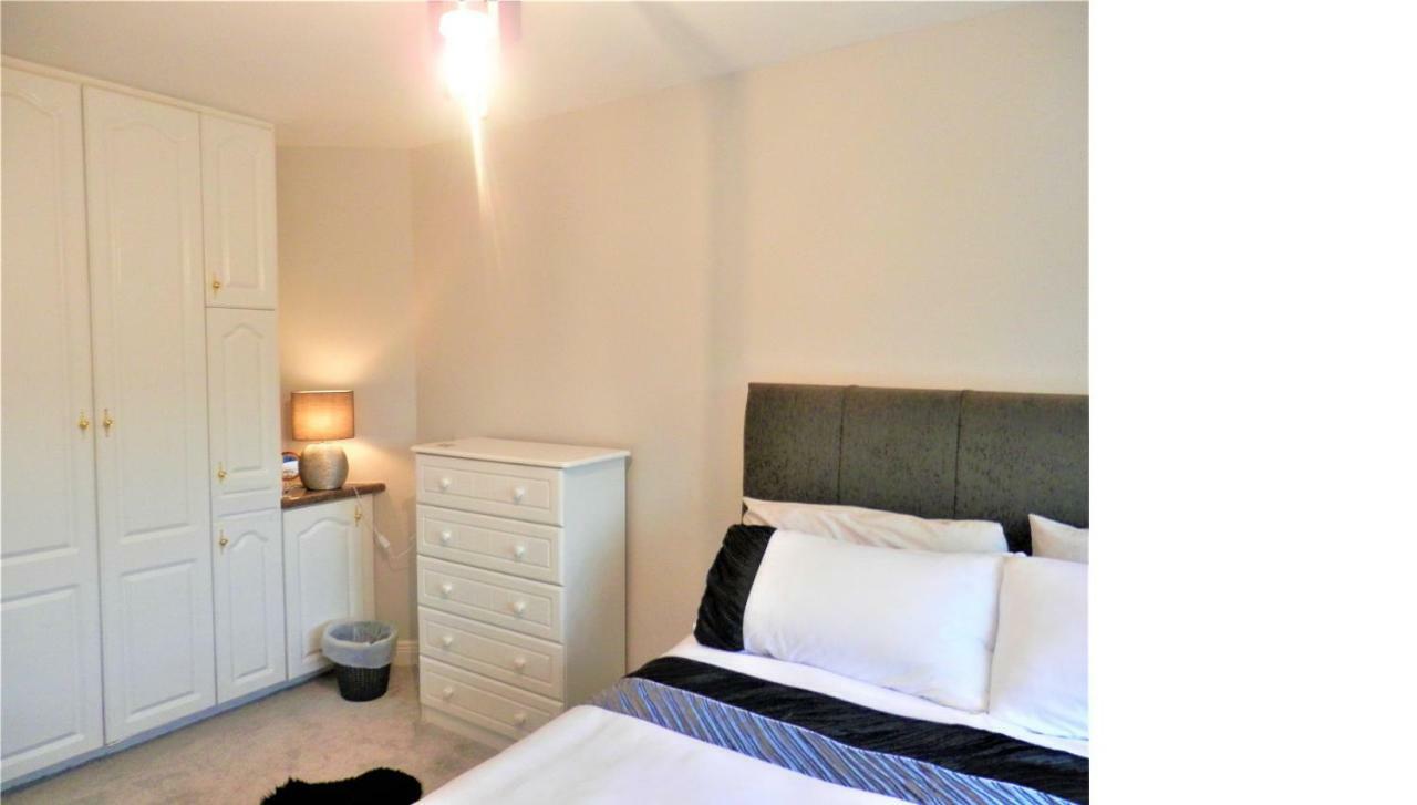 Leabrook House Bed & Breakfast คาสเซิลเมน ภายนอก รูปภาพ