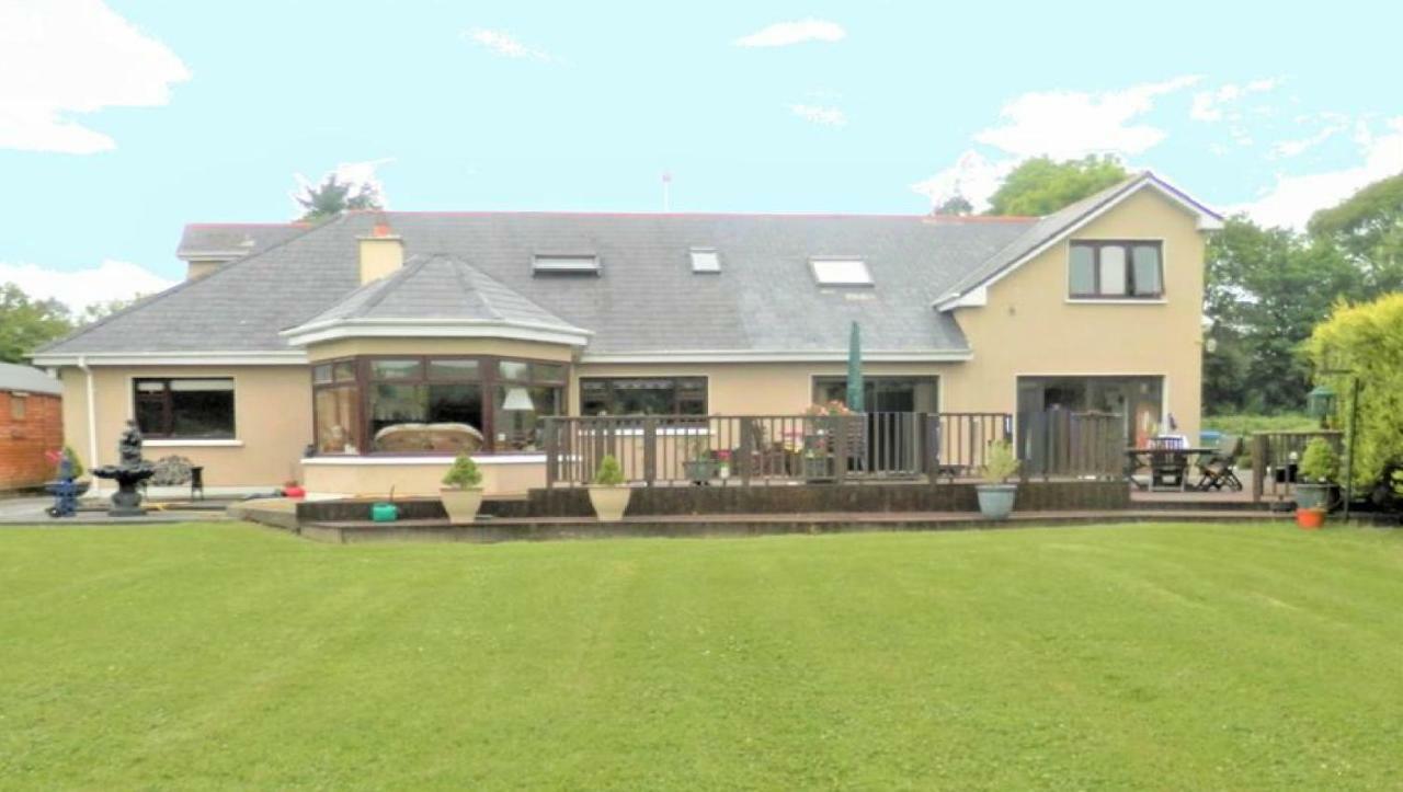 Leabrook House Bed & Breakfast คาสเซิลเมน ภายนอก รูปภาพ