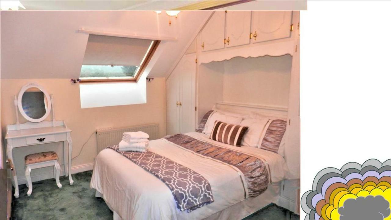Leabrook House Bed & Breakfast คาสเซิลเมน ภายนอก รูปภาพ
